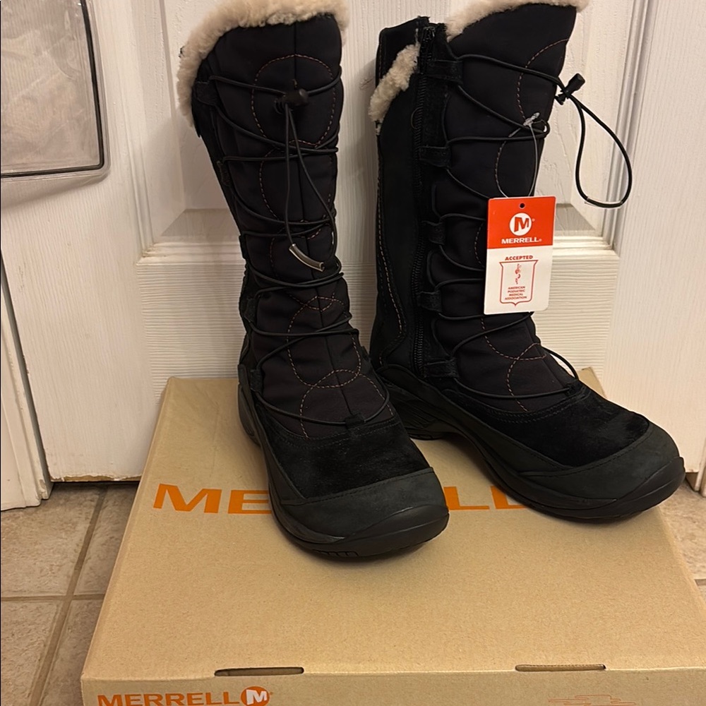 Merrell Women's Black Winter Boots